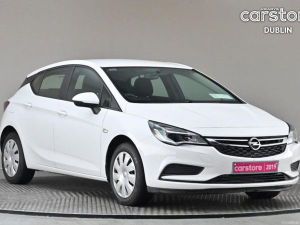 Opel Astra Hatchback, Petrol, 2019, White