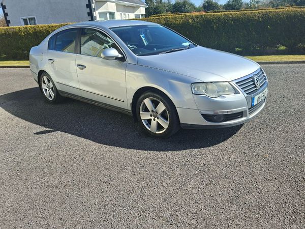 Volkswagen Passat Saloon, Diesel, 2009, Silver