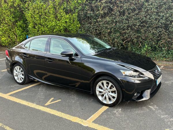 Lexus IS Saloon, Petrol Hybrid, 2015, Black