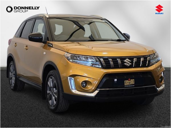Suzuki Vitara Estate, Petrol, 2023, Yellow