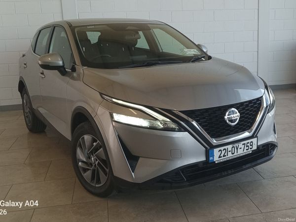Nissan Qashqai MPV, Petrol, 2022, Grey