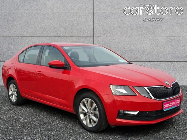 Skoda Octavia Saloon, Petrol, 2021, Red