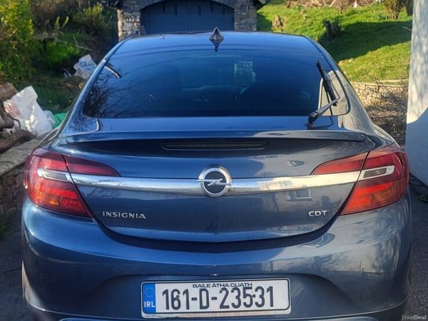 Opel Insignia Hatchback, Diesel, 2016, Blue