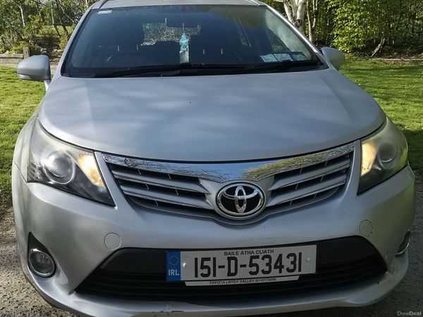 Toyota Avensis Estate, Diesel, 2015, Silver