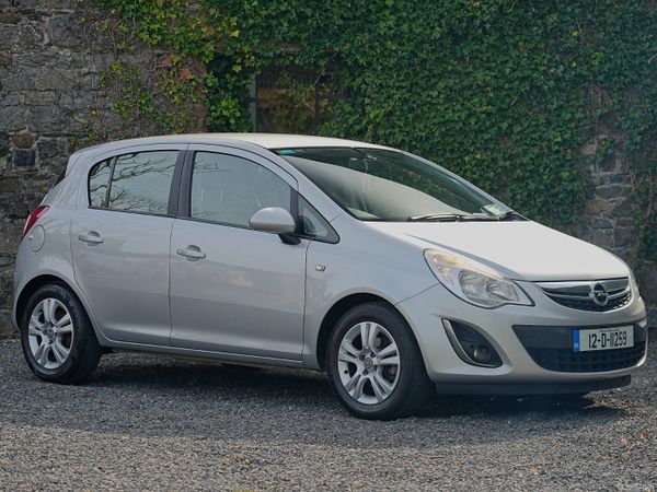 Opel Corsa Hatchback, Petrol, 2012, Silver