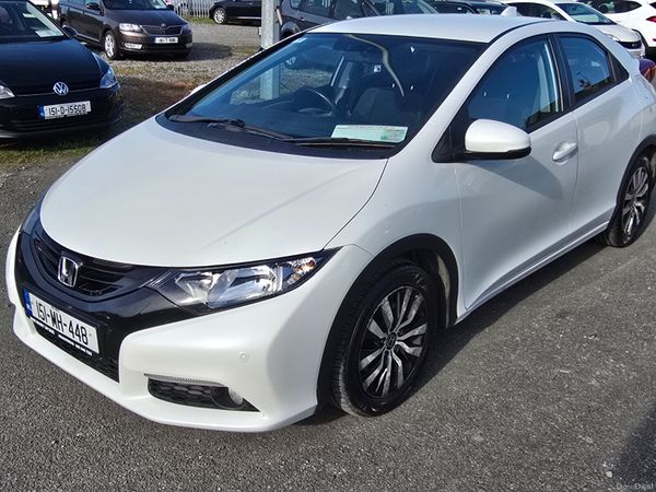 Honda Civic Hatchback, Diesel, 2015, White
