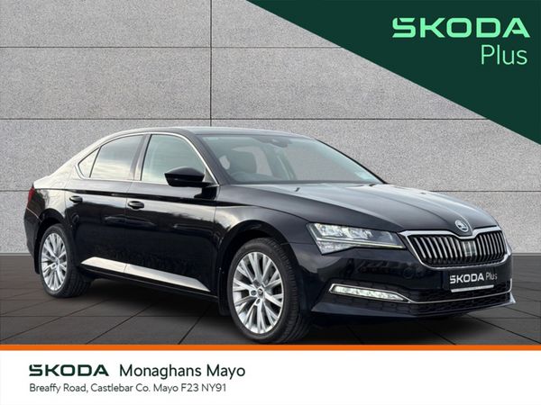 Skoda Superb Hatchback, Diesel, 2022, Black
