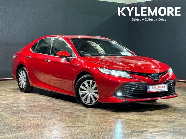 Toyota Camry Saloon, Petrol Hybrid, 2018, Red