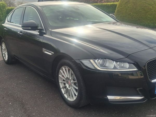 Jaguar XF Saloon, Diesel, 2016, Black