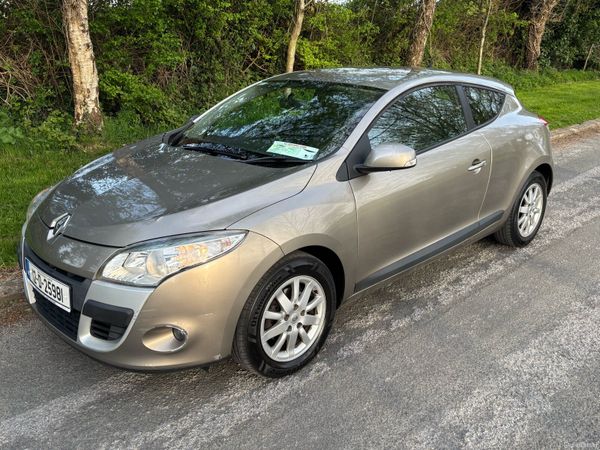 Renault Megane Coupe, Diesel, 2012, Gold