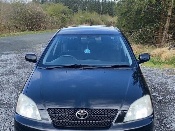Toyota Corolla Hatchback, Petrol, 2003, Black