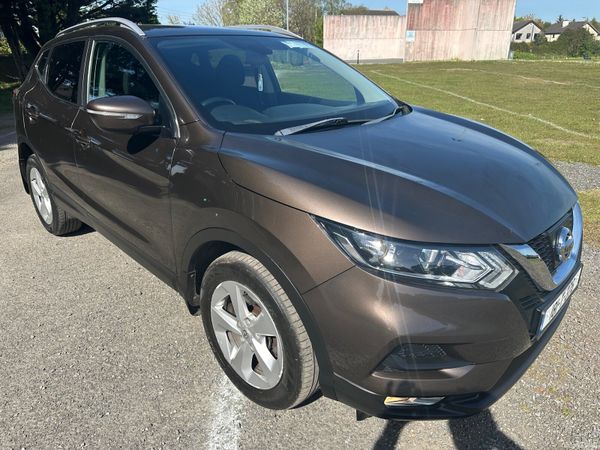 Nissan Qashqai MPV, Petrol, 2018, Brown