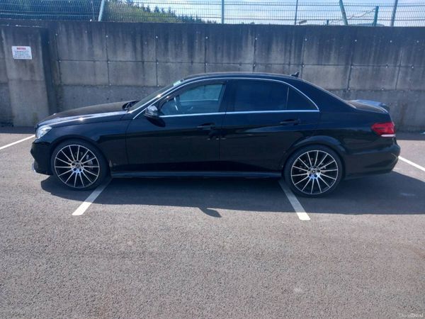 Mercedes-Benz E-Class Saloon, Diesel, 2014, Black