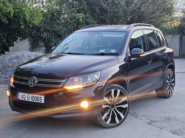 Volkswagen Tiguan SUV, Diesel, 2014, Black