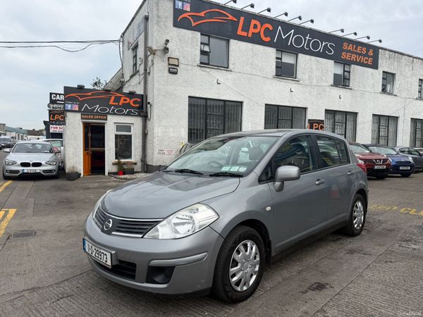 Nissan Tiida Hatchback, Diesel, 2011, Grey