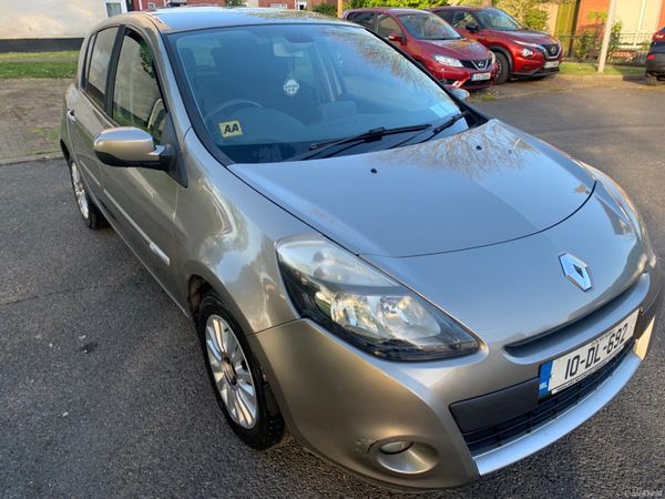 Renault Clio Hatchback, Ethanol Petrol, 2010, Gold