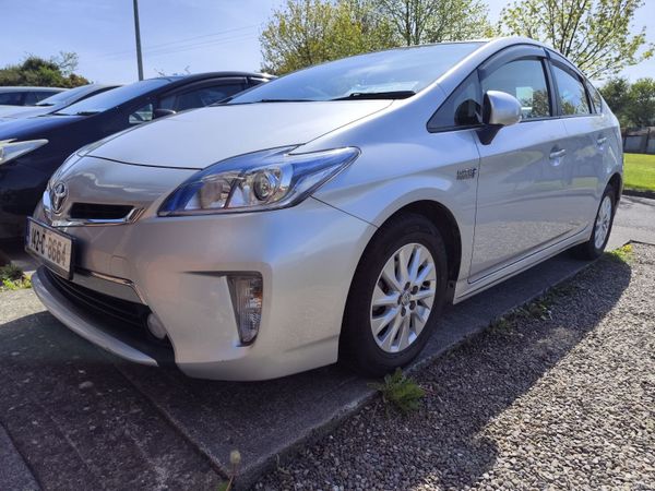Toyota Prius Hatchback, Petrol Hybrid, 2014, Silver