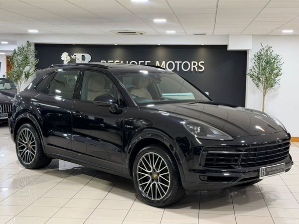 Porsche Cayenne Estate, Petrol, 2021, Black