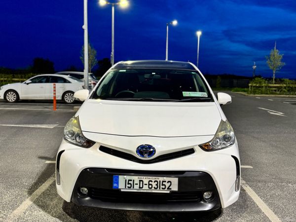 Toyota Prius MPV, Petrol Hybrid, 2015, White