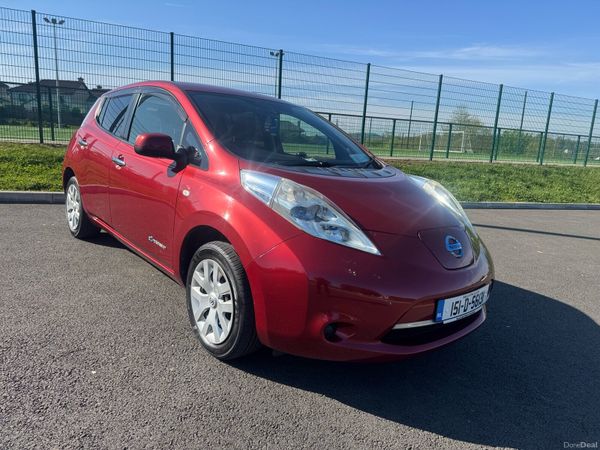 Nissan Leaf Hatchback, Electric, 2015, Red