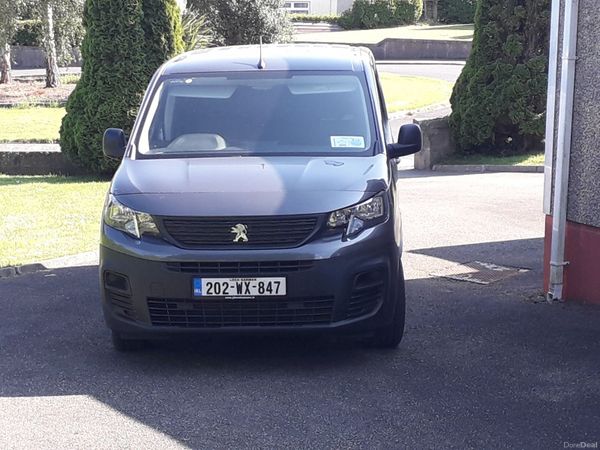 Peugeot Partner MPV, Diesel, 2020, Grey