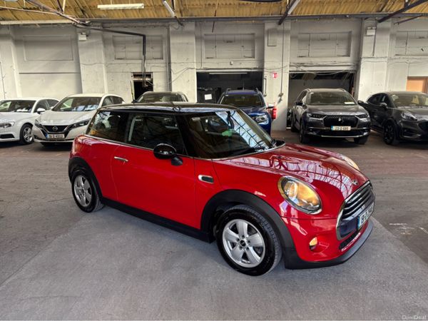 Mini Cooper Hatchback, Petrol, 2019, Red