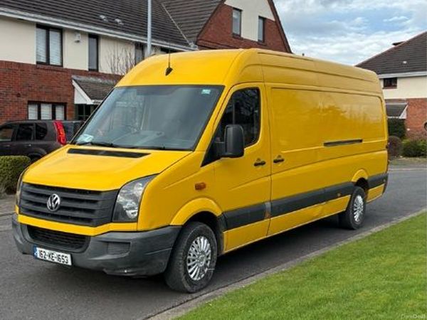 Volkswagen Crafter Van, Diesel, 2016, Yellow