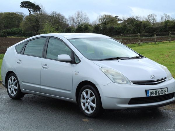 Toyota Prius Hatchback, Petrol Hybrid, 2009, Silver
