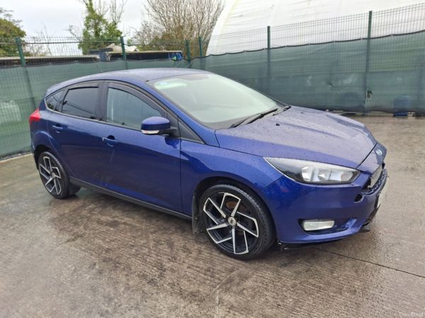 Ford Focus Hatchback, Diesel, 2017, Blue