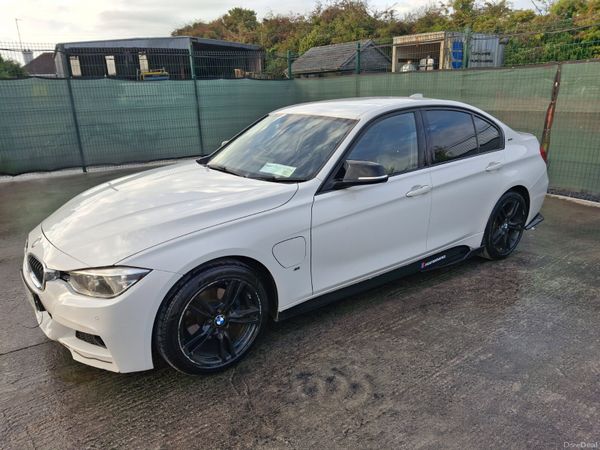 BMW 3-Series Saloon, Petrol Hybrid, 2016, White
