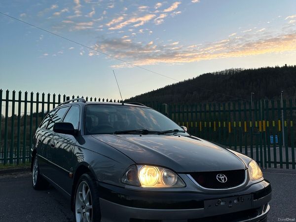 Toyota Avensis Estate, Diesel, 2002, Grey