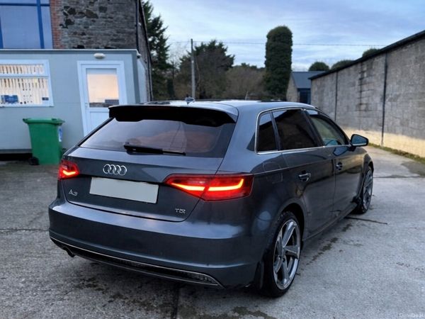 Audi A3 Hatchback, Diesel, 2014, Grey