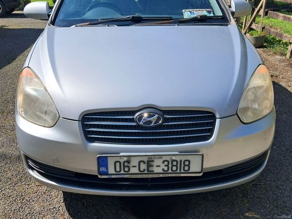 Hyundai Accent Saloon, Petrol, 2006, Silver