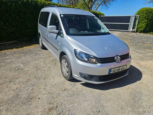 Volkswagen Caddy Maxi Life MPV, Diesel, 2014, Silver