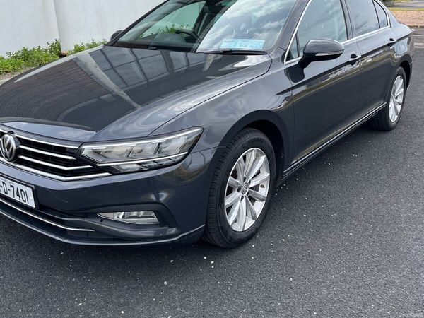 Volkswagen Passat Saloon, Diesel, 2020, Grey