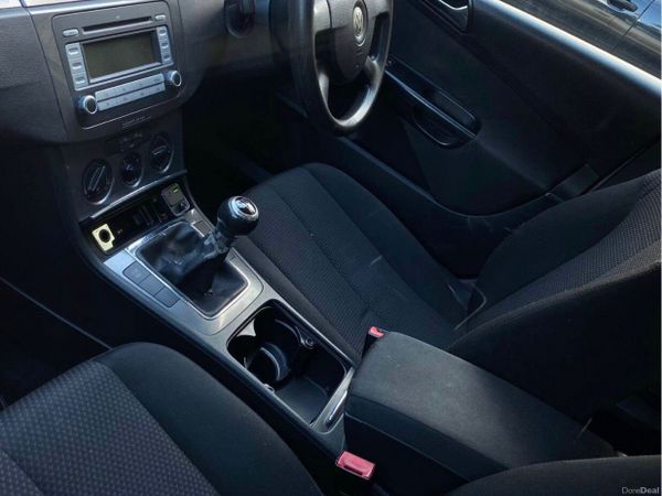 Volkswagen Passat Saloon, Diesel, 2008, Beige