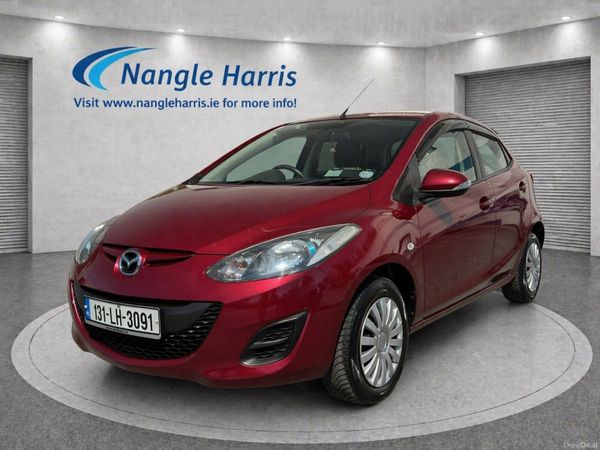 Mazda Demio MPV, Petrol, 2013, Red
