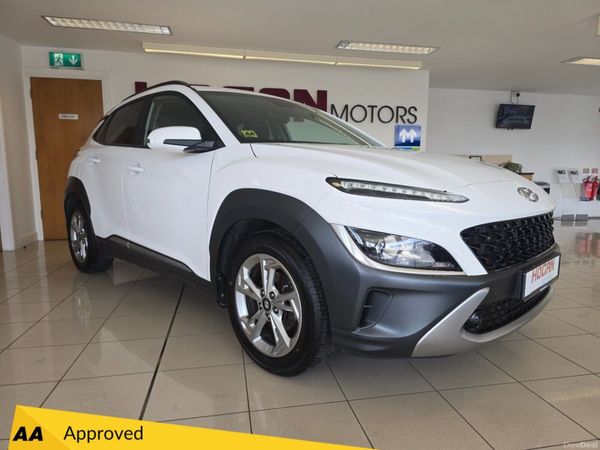 Hyundai KONA MPV, Petrol, 2023, White
