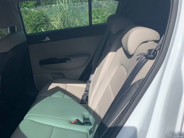 Kia Sportage SUV, Diesel, 2020, White