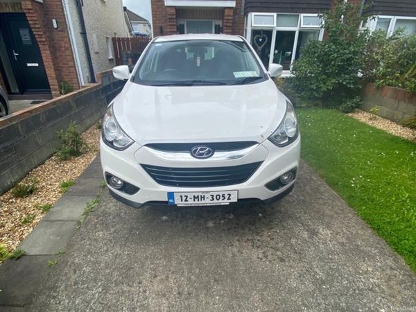 Hyundai ix35 SUV, Diesel, 2012, White