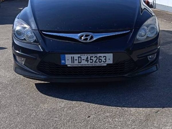 Hyundai i30 Hatchback, Diesel, 2011, Black