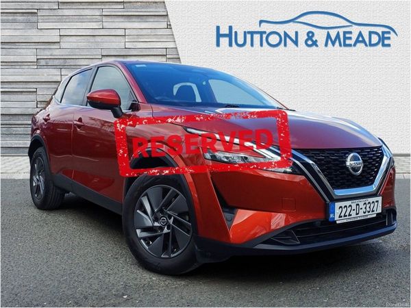 Nissan Qashqai SUV, Petrol, 2022, Red