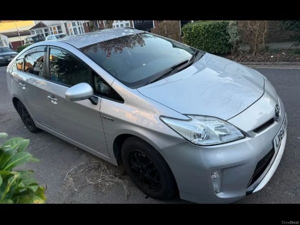 Toyota Prius Hatchback, Petrol Hybrid, 2015, Silver