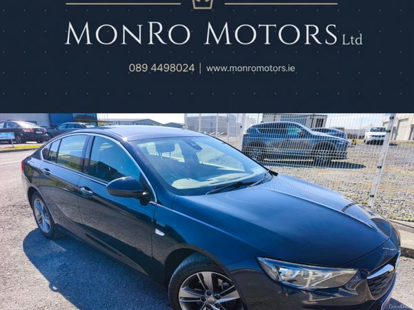 Opel Insignia Hatchback, Diesel, 2019, Blue