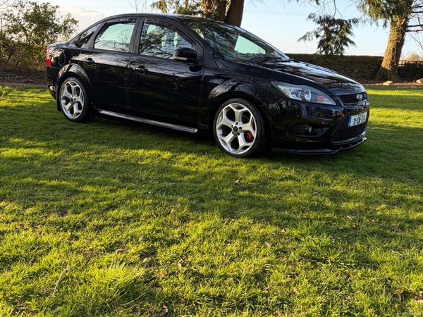Ford Focus Saloon, Diesel, 2011, Black