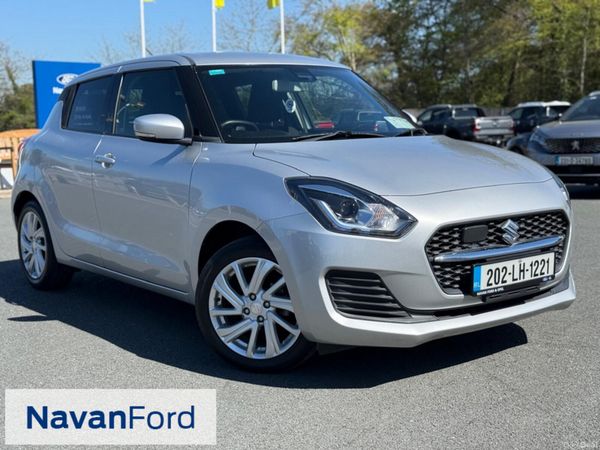 Suzuki Swift Hatchback, Petrol, 2020, Silver