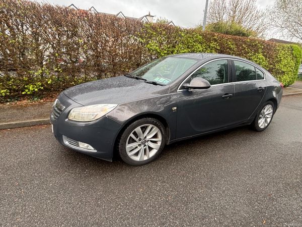 Vauxhall Insignia Hatchback, Diesel, 2013, Grey