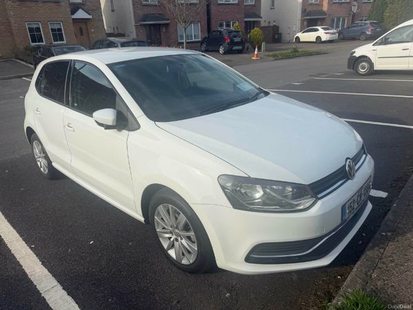 Volkswagen Polo Hatchback, Petrol, 2015, White