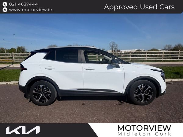 Kia Sportage MPV, Diesel, 2025, White