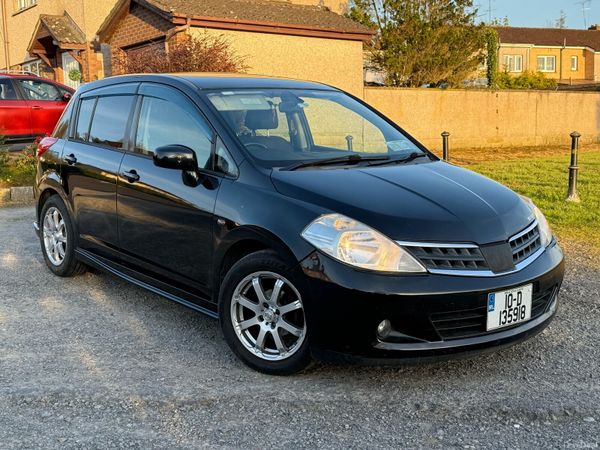 Nissan Tiida Hatchback, Petrol, 2010, Black